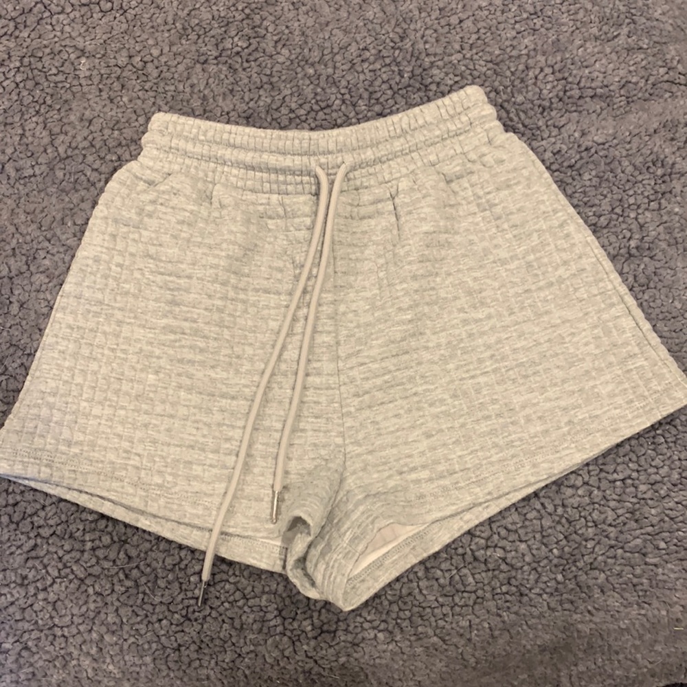 Princess Polly, LUNA SHORTS, size 2, GREY